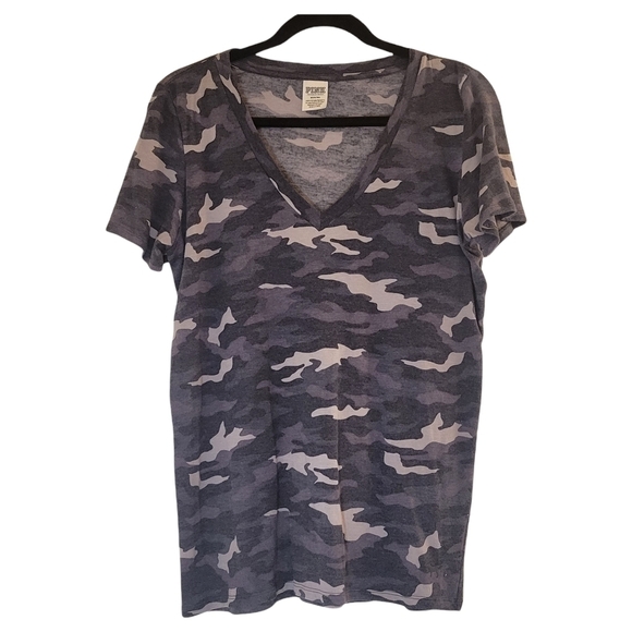VS PINK PERFECT CREW CAMO V NECK TEE - Picture 9 of 11